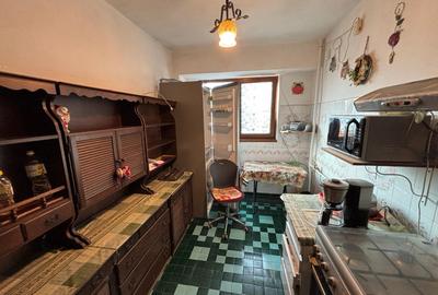 Apartament 3 Camere | Gorjului | Balcon | Necesita Renovare | Proximitate Metrou - 10