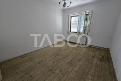 Casa de vanzare teren 412 mp garaj Terezian Sibiu COMISION 0 - 20