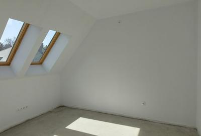 Imobilstar vinde penthouse semifinisat in bloc nou- Zona Papiu - 4