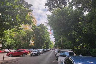 Etaj 1 cu centrala termica- zona Tei Ion Berindei Sectia 7 Politie - 2