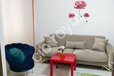 Apartament cu 2 camere semidecomandat în 1 Mai
