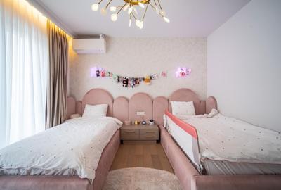 Vila Exclusivista cu 6 Dormitoare, Finisaje din Marmura si Curte mare - 11