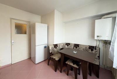 Far - Apartament cu 2 camere de închiriat, termen lung, decomandat. - 6