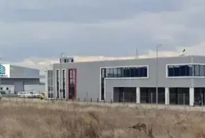 Spatiu industrial, birouri si teren de vanzare, situate intre DNCB - A2 si A0 - 1