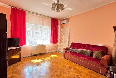 Apartament cu 2 camere la curte comuna in zona Garii - 1