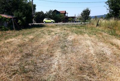 Teren intravilan 990 mp, construibil, intre case in zona linistita - 3