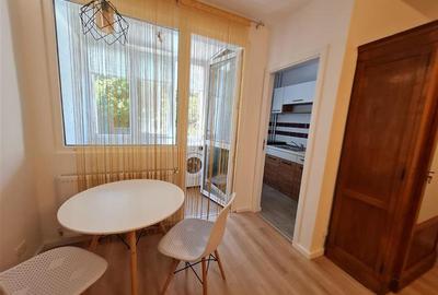 Garsoniera renovata, Piata Dacia, Bulevardul Victoriei, Brasov - 12
