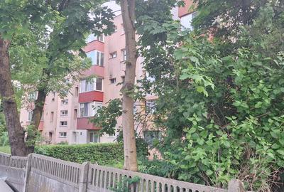 Vand apartament 2 camere Gemenii - 1