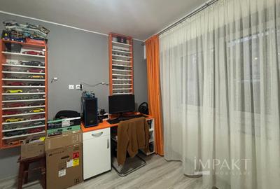 Casă la bloc - Apartament cu 4 dormitoare - 110mp - - 12