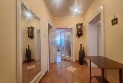 Vila moderna cu gradina frumoasa, in zona Trei Stejari - 3