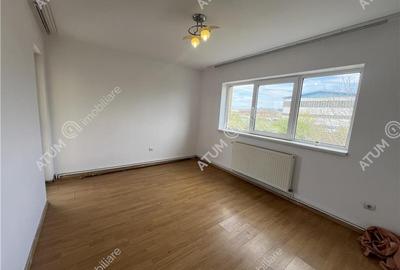 Apartament cu 3 camere si balcon la etajul 1 zona Trei Stejari Sibiu - 2