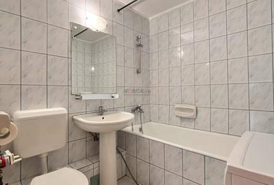 0%  | Vedere parc Bloc 1980 | 3 camere, 2 băi + Parcare METROU 5 min - 18