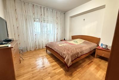 Apartament cu 3 camere decomandat, mobilat în Ștefan cel Mare