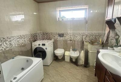Casa/Vila cu 8 camere, 4 bai - Zarnesti - 14