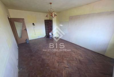 Apartament 2 camere decomandat - 1