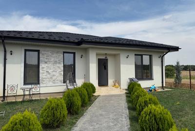 Vand casa noua Gradistea IF langa padure - 1