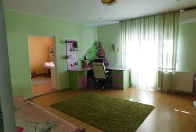Vanzare spatiu comercial cu Casa P+E pentru clinica privata, cabinete sau labola - 3