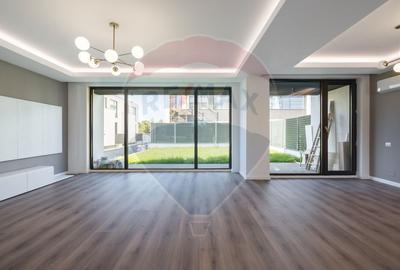 Casă / Vilă cu 5 camere de vânzare în zona Central - 3