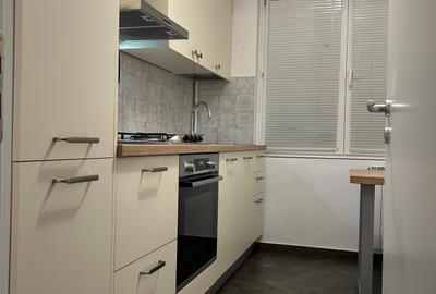 Apartament cu 2 camere decomandat, mobilat în Pajura