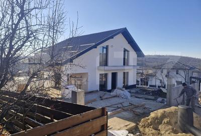 Vila moderna cu 5 camere in Valea Adanca, langa lac - 4