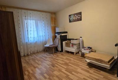 Targoviste, str. Boerescu Zaharia, parter, vanzare apartament 4 camere - 13