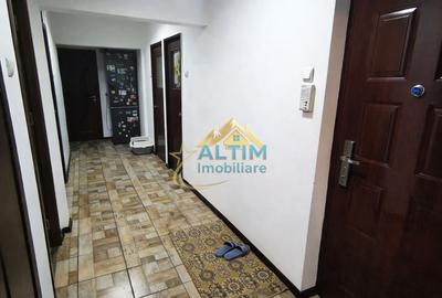 Apartament cu 3 camere, Calea București, Brașov - 1