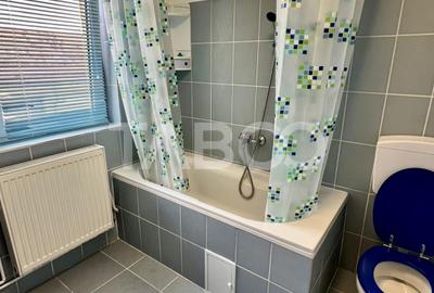 Apartament 3 camere de vanzare decomandat cu balcon zona Vasile Aaron - 5