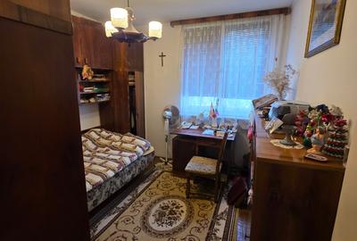 Vand apartament 4 camere cu garaj - 3