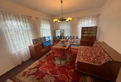 Zona centrala - Casa batraneasca, teren 690 mp - 2