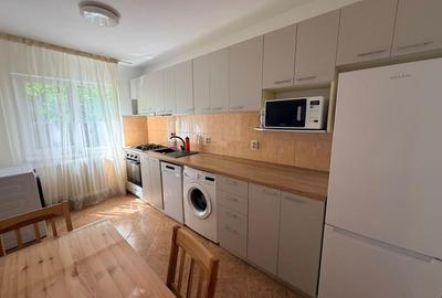 Apartament 3 camere, zona BIG - 5