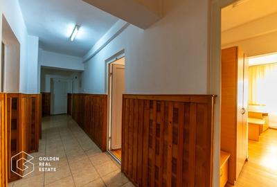 Cladire cu 24 camere, langa Castelul Regal Savarsin - 21