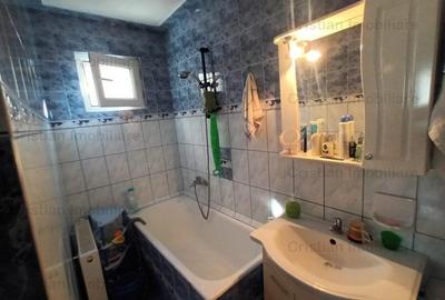 Apartament 3 camere confort 1 decomandat zona Vidin - 7