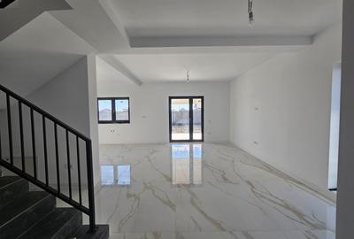 Duplex nou, P+E, 1 apartament la cheie, 1 la alb, Moșnița Veche, comision 0% - 7