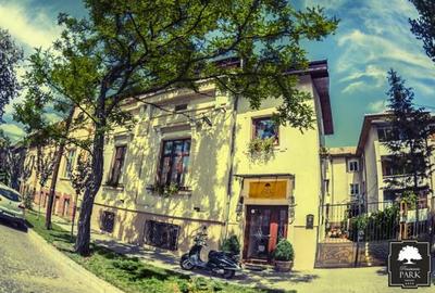 DE VANZARE Park Villa  Boutique  Hotel4*Zona istorica Timisoara - 1