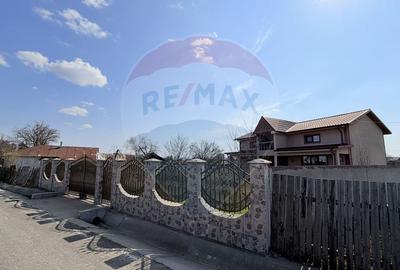 Casă cu 4 camere de vânzare Nămoloasa I Galati - 14