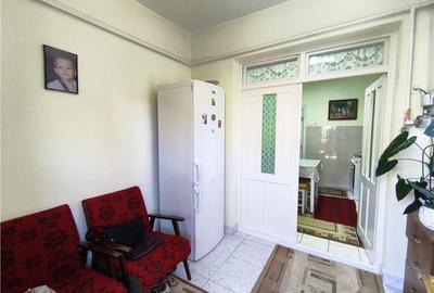 Casa pe un nivel renovata,curte individuala teren 780mp - 14