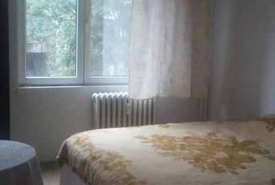 Apartament cu 2 camere decomandat în Crângași