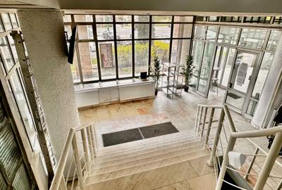 De inchiriat spatii comerciale si birouri centrul Brasovului - 1