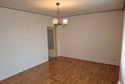 2 camere, etaj intermediar, ultracentral, ideal ce vrei. - 2