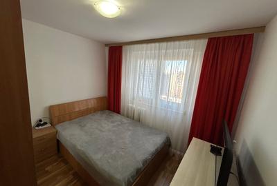 Titan 2 Camere Etaj 9  Instalatii Schimbate 15 Min Metrou Bloc 1976 Reabilitat - 5