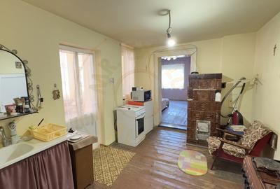 Casa 4 camere cu Teren 615 mp - Str. Marasesti Nr.62 - Carei - 3