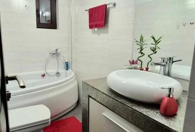 3 Camere Zona Km 4- Str Ederei Loc Parcare - 4