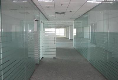 Cubic Center - Birouri de inchiriat de la 300 mp - Pipera, Rond OMV - 19