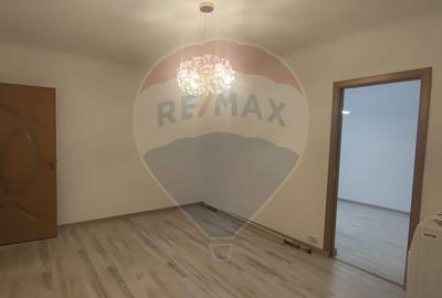Apartament 2 camere et 1 renovat de vanzare Seleusului zona Bunexim - 4