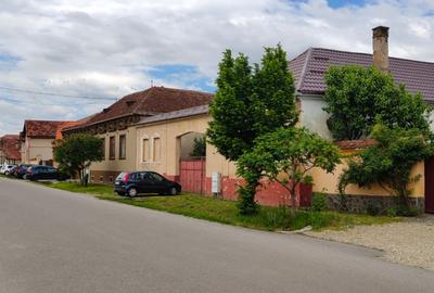 Casa si gospodarie tip sasesc in Bod langa Scoala si Primarie - 2