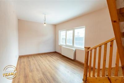 Accesibilitate si farmecul unei case cu garaj, locatie de referinta, Central, Ta - 2