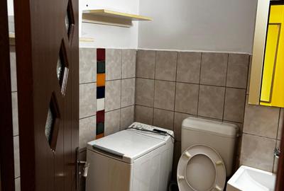 Garsonieră decomandată, mobilată în Vlahuță