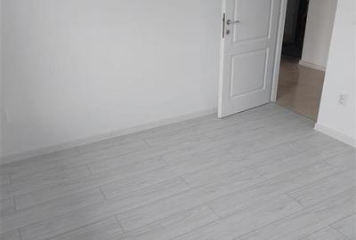 Garsonieră decomandată în Cug