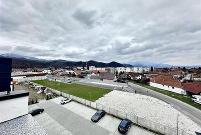 2 camere 96 mp, 2 bai, vedere spectaculoasa – Rasnov - 16