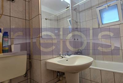 VANZARE 5 CAMERE DECOMANDAT -UNIRII -FANTANI - 17